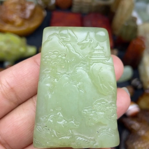 蛇纹石玉未镶嵌颈饰34