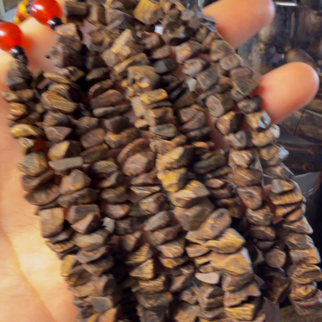 沉香碎屑沉香沉水车挂发一条