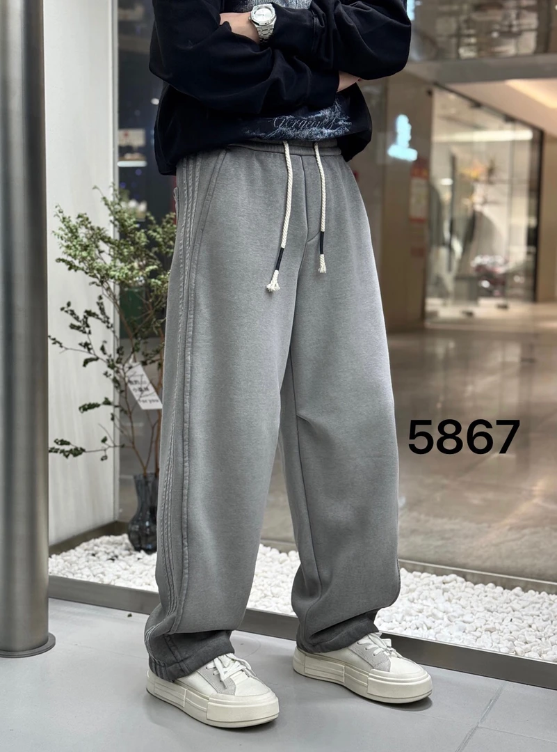 2024新款加绒加厚卫裤直筒裤男渐变色复古保暖束脚运动裤秋冬新款