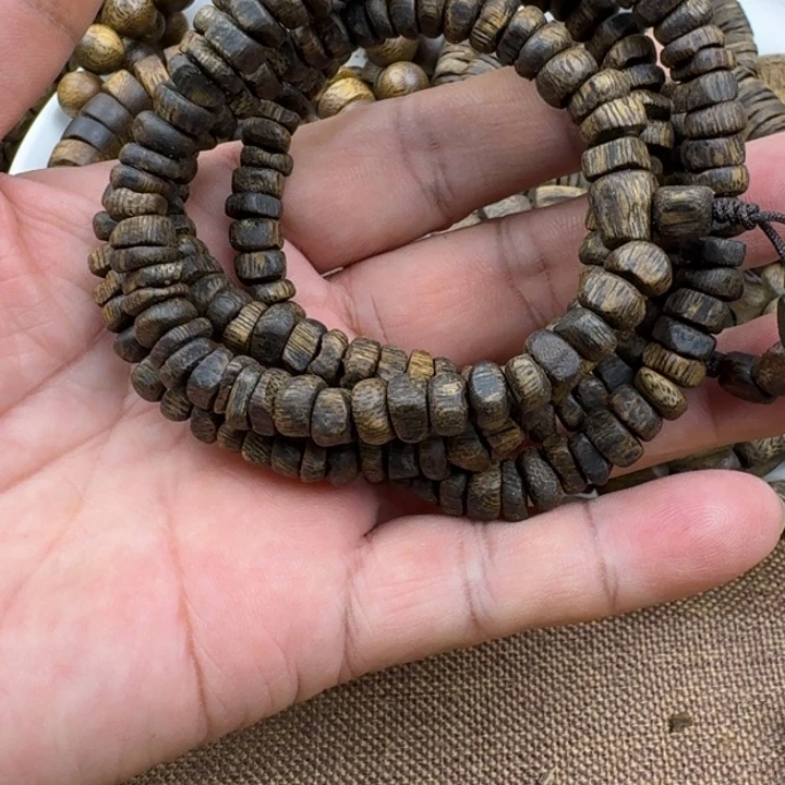 重***士沉香手串蓝宝石手串27克加