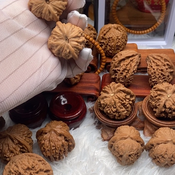 波***）文玩核桃吊坠37尺寸凤凰山