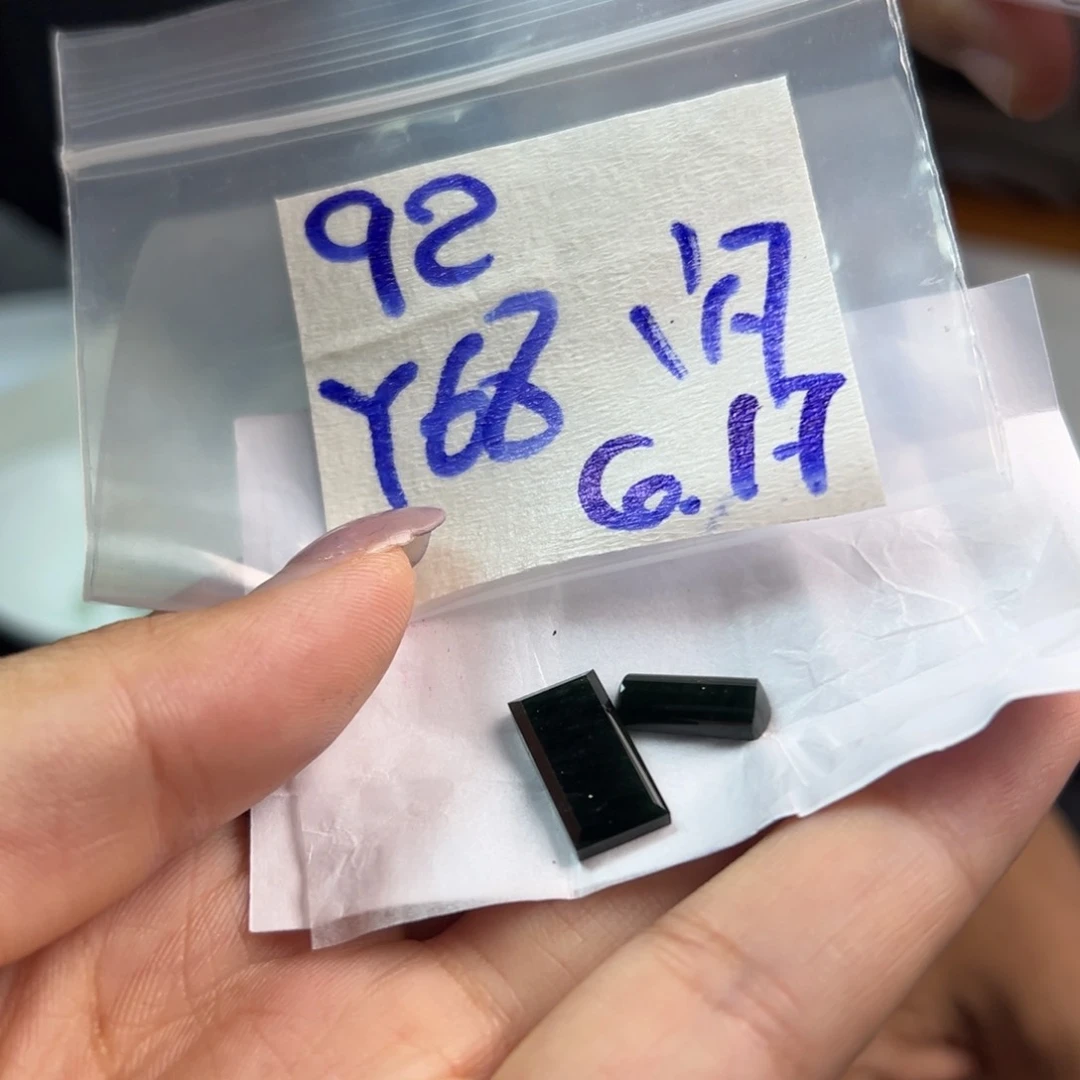 【闪购商品】定制翡翠未镶嵌翡翠
