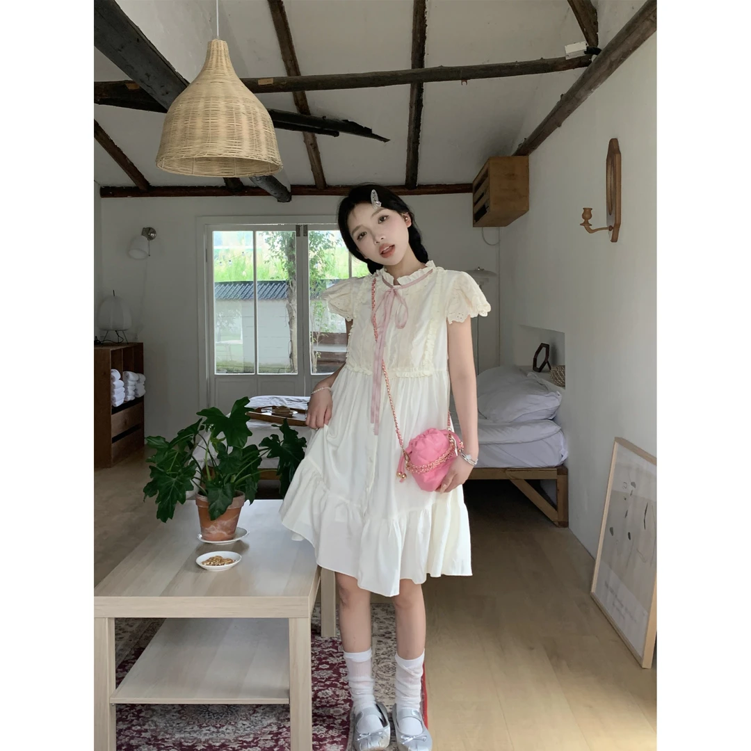 韩系甜美减龄重工蕾丝花边拼接飞飞袖连衣裙女收腰显瘦气质短裙子