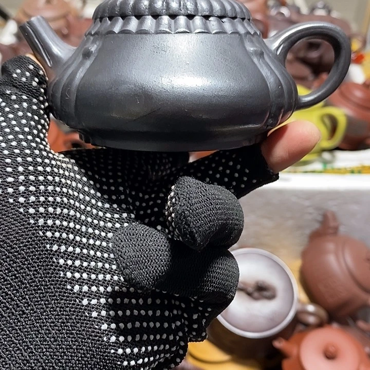 紫砂茶壶晃盖把裂