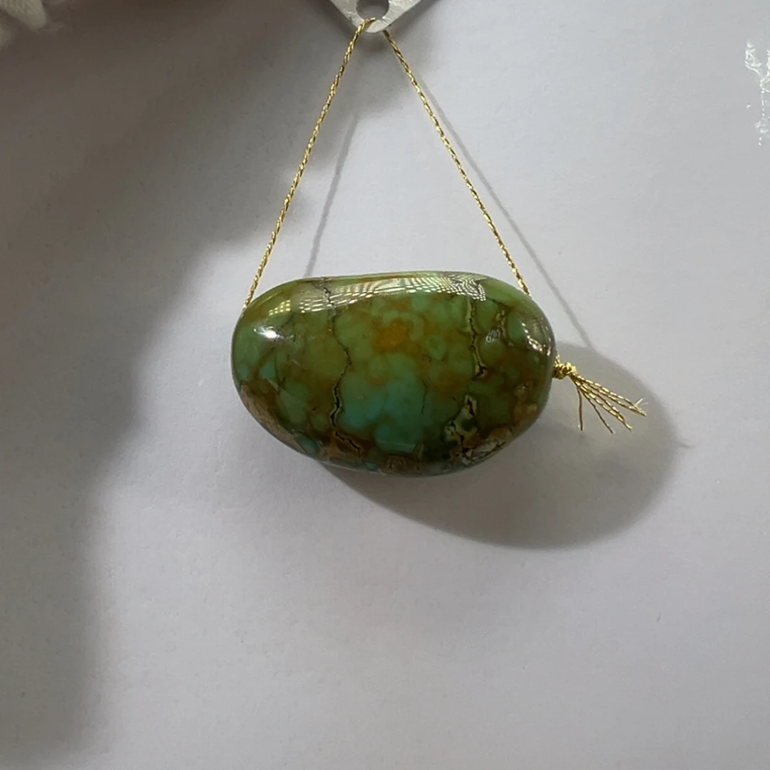 绿松石未镶嵌挂件