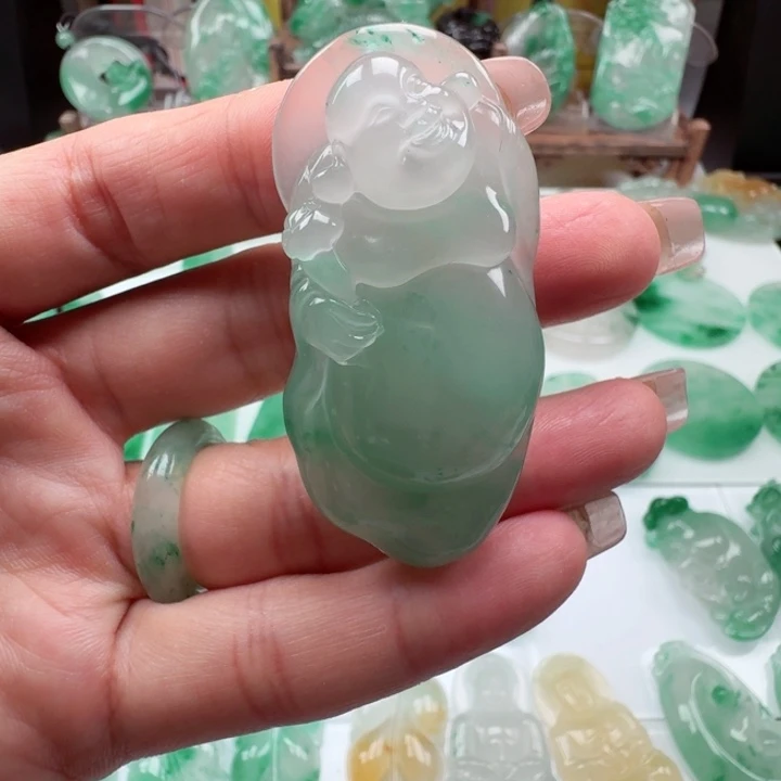 石英质玉未镶嵌颈饰