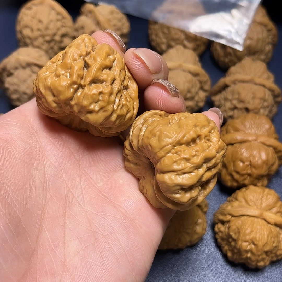 文玩核桃吊坠哇哇哇40