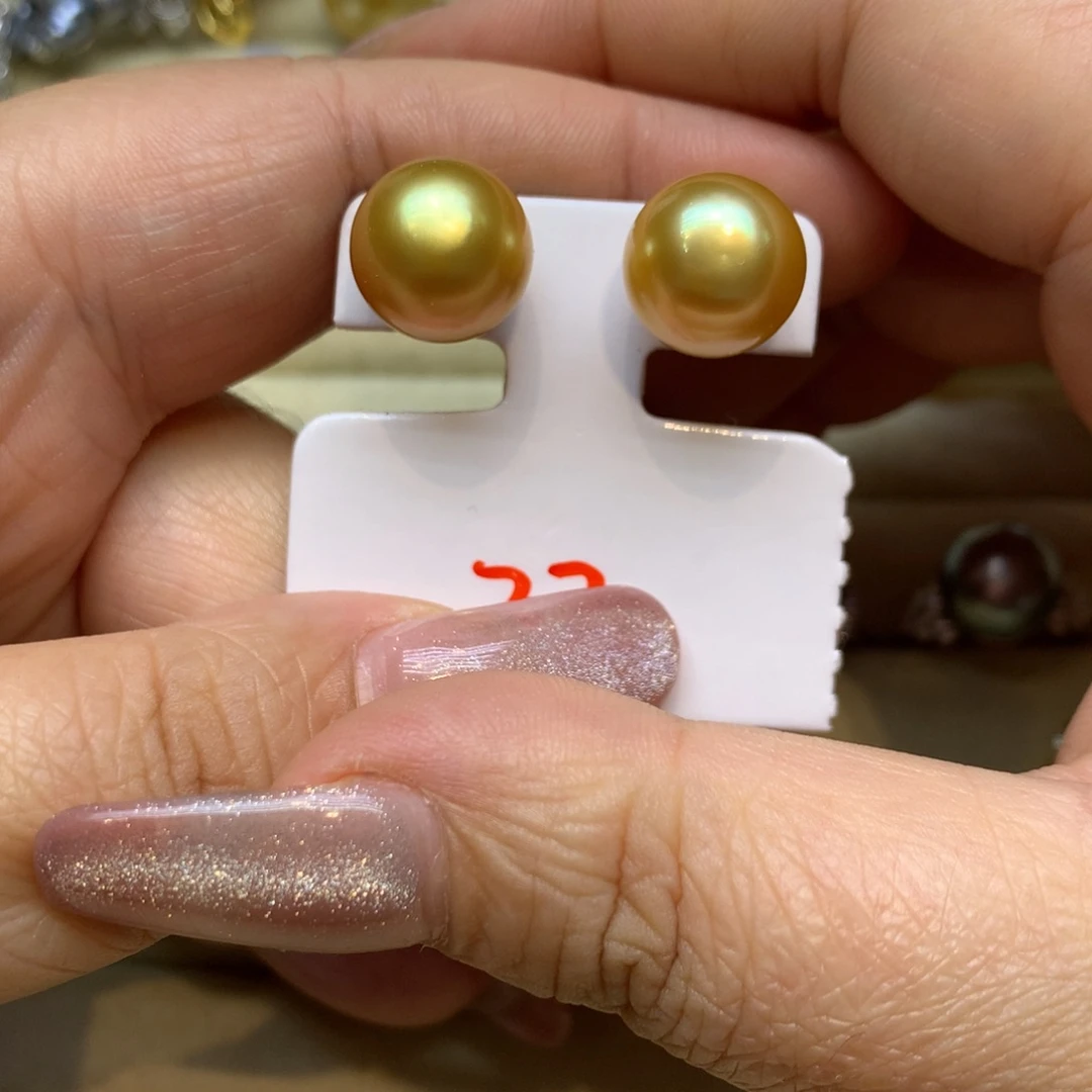 18K金镶嵌耳饰海水珍珠