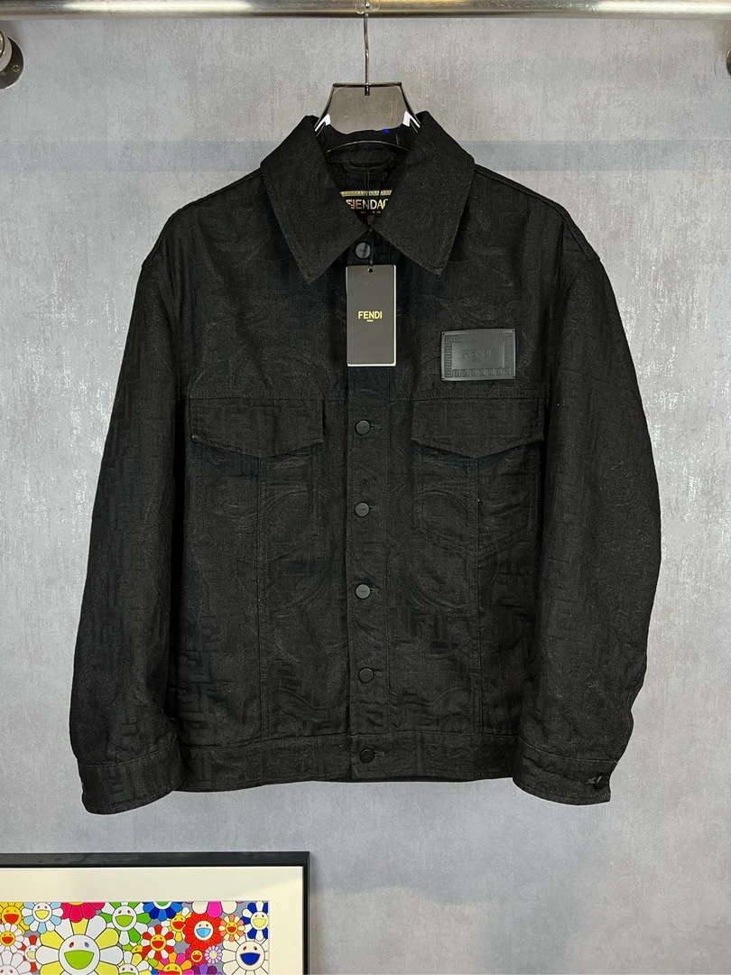 99新 FENDI/芬迪 范思哲联名老花满LOGO牛仔夹克 46码 全新A11118