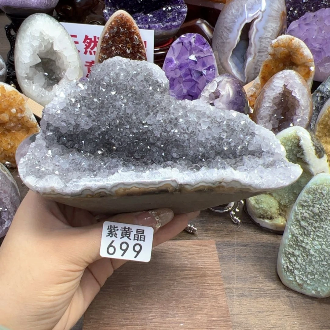 水晶摆件未镶嵌水晶699