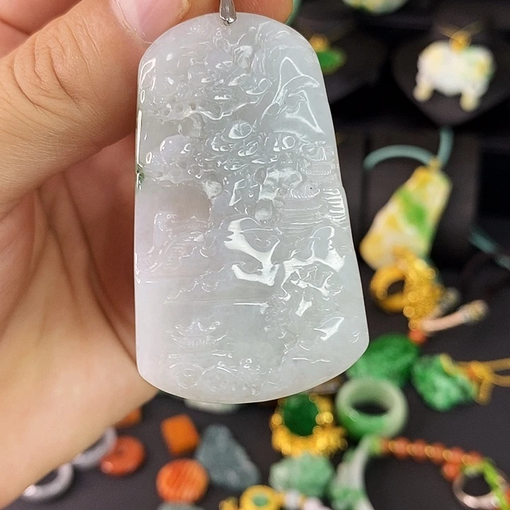 翡翠未镶嵌颈饰吊坠