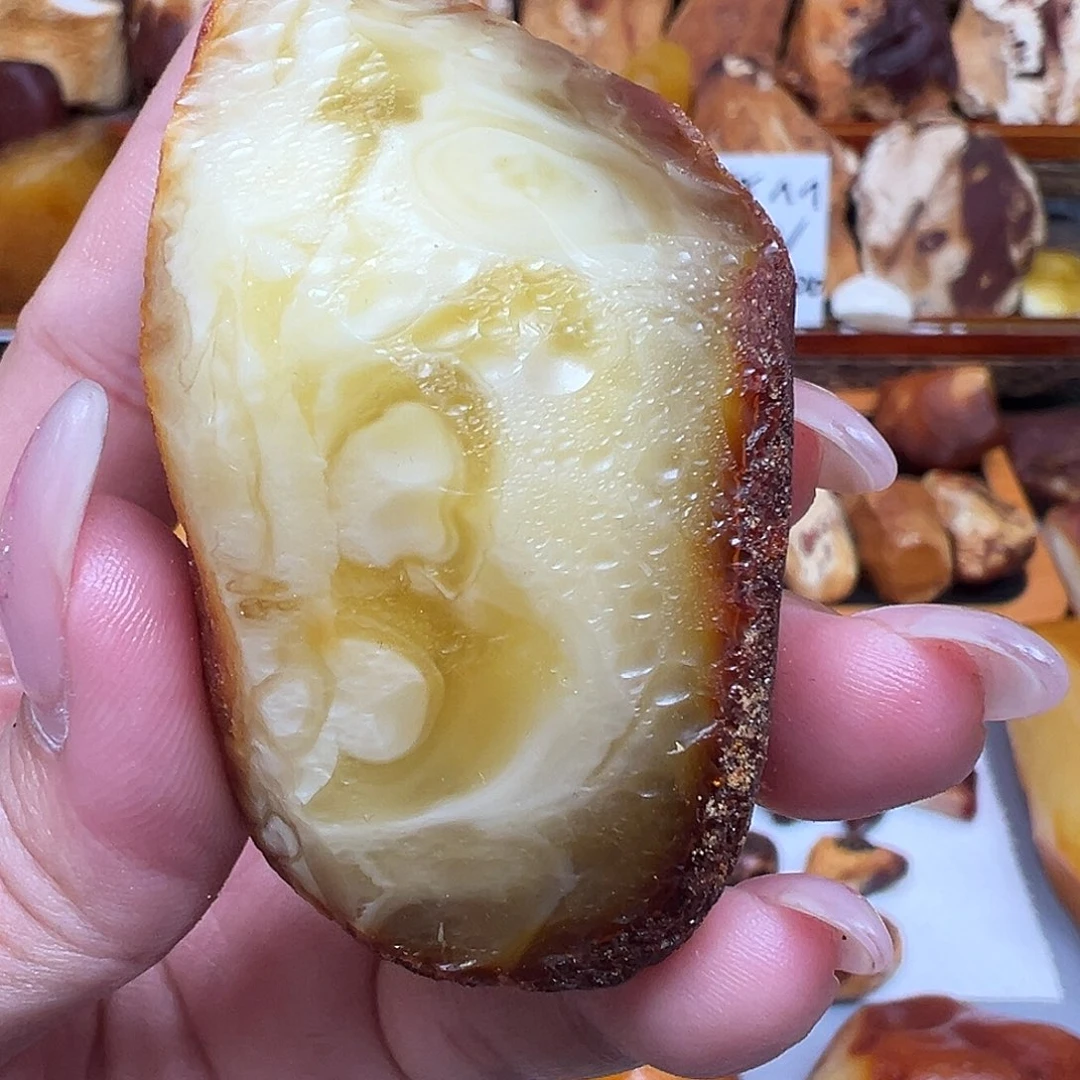 定制琥珀未镶嵌蜜蜡