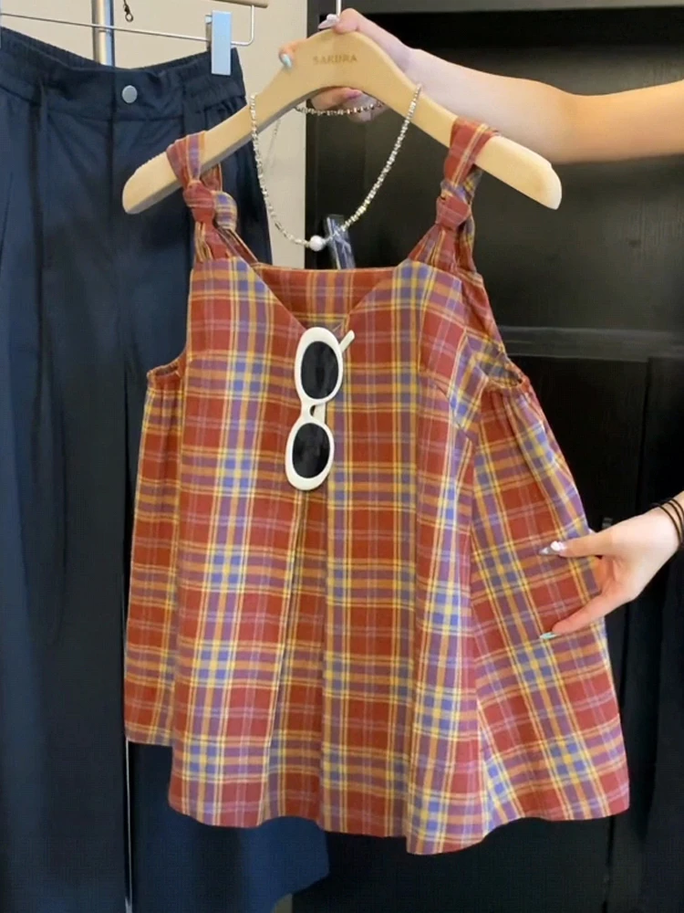 设计感扭结格子吊带背心女夏季2025新款外穿泰式独特绝美无袖上衣