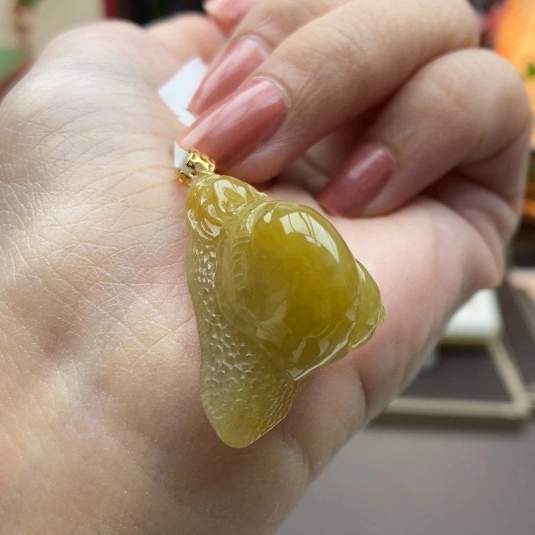 翡翠18K金镶嵌颈饰吊坠54