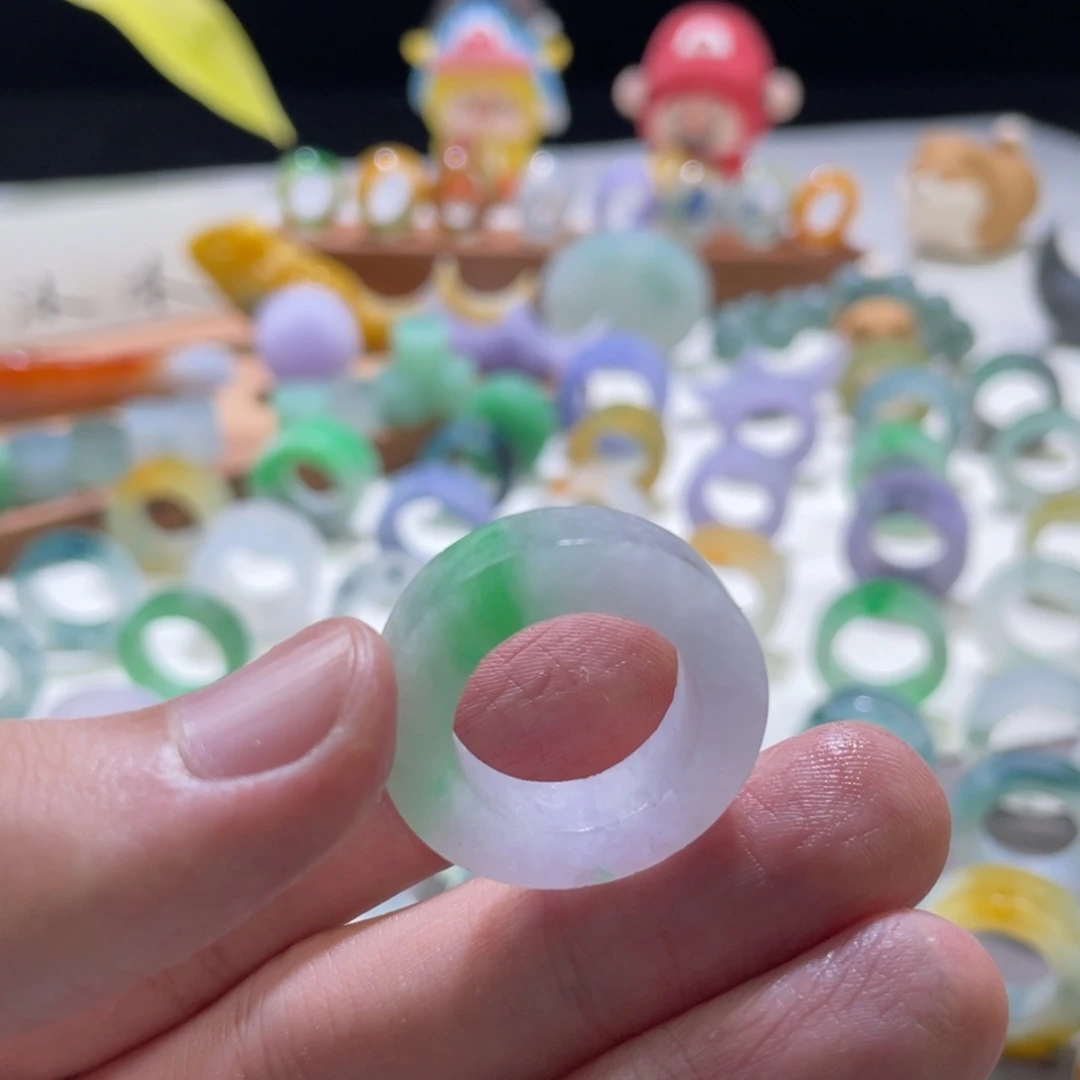 定制翡翠未镶嵌翡翠