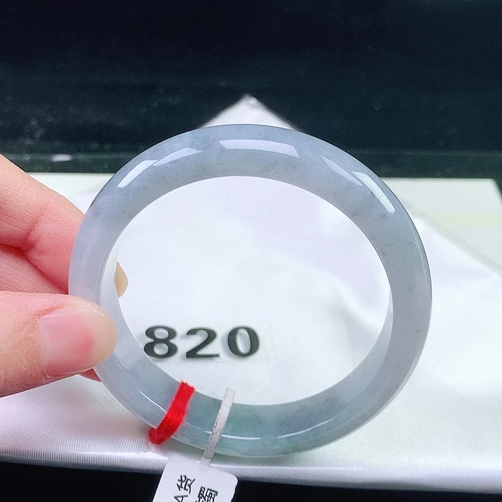 未镶嵌手镯翡翠820