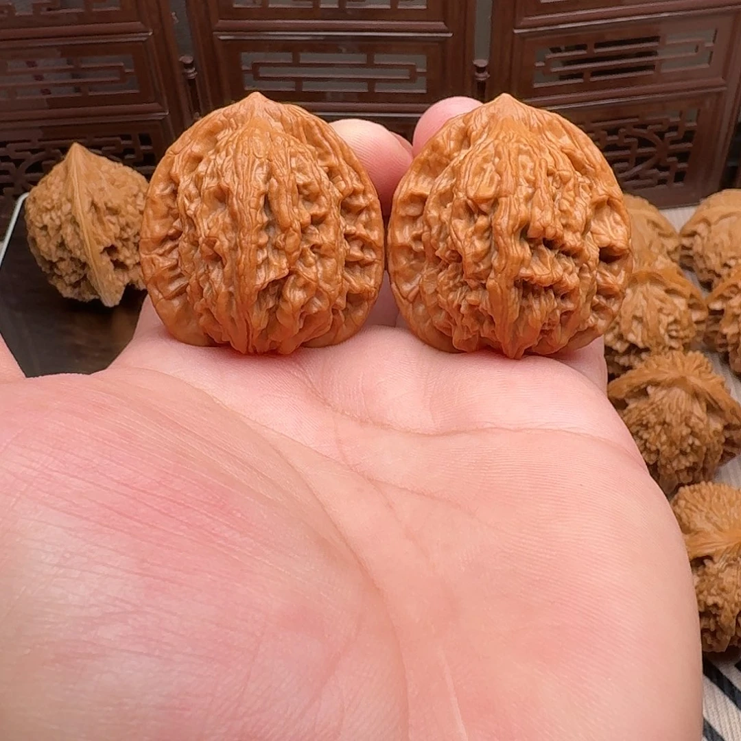 文玩核桃把件41尺全品老树麦穗虎头