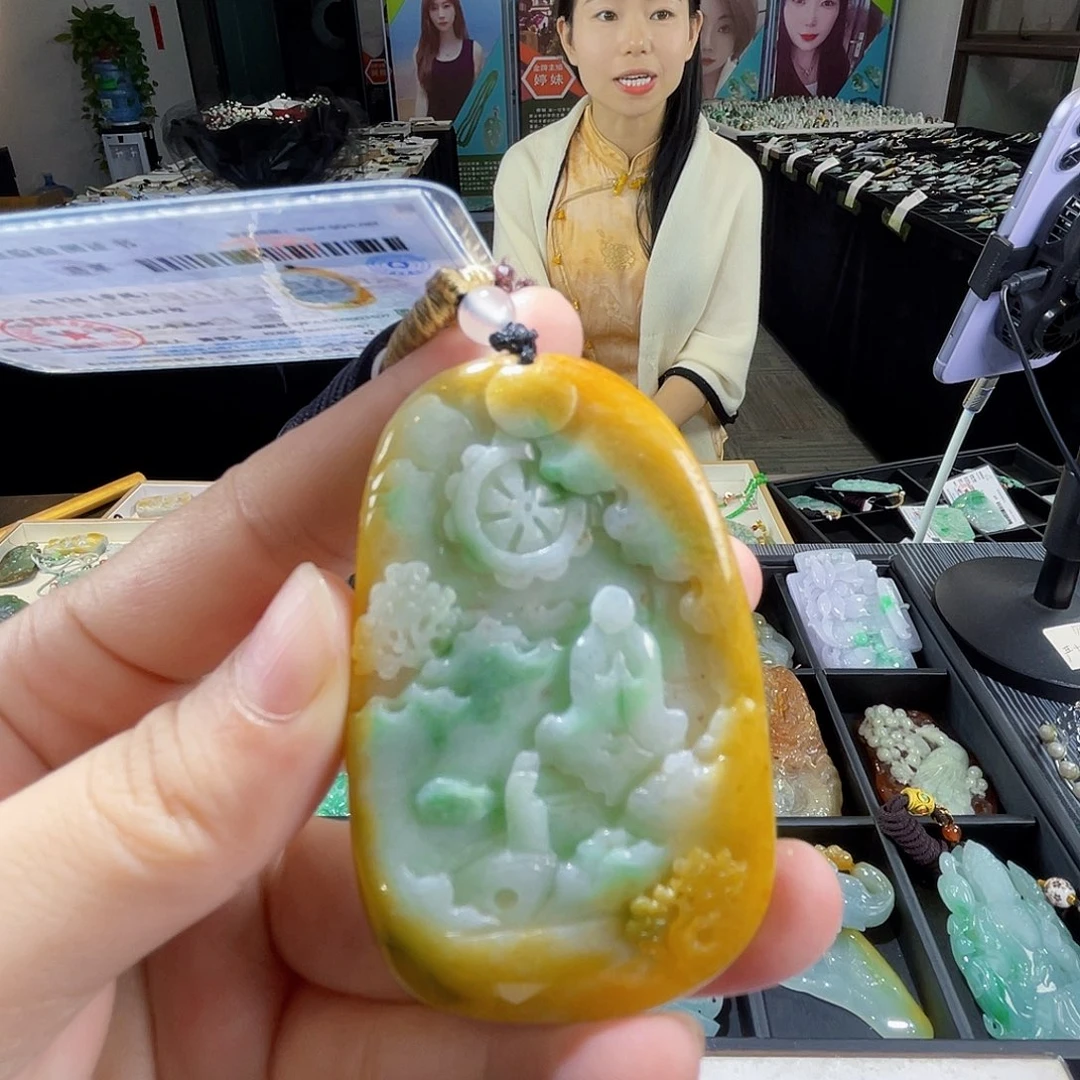 颈饰未镶嵌翡翠一个