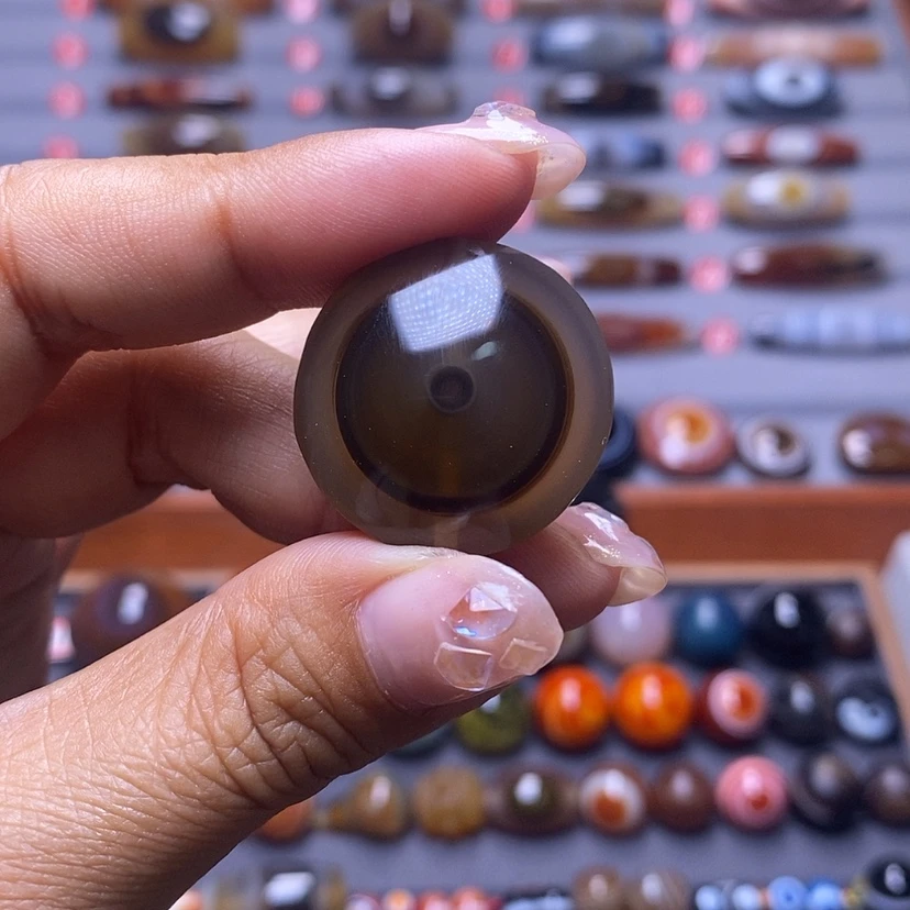 【闪购商品】玛瑙/玉髓未镶嵌珠宝半成品曼*