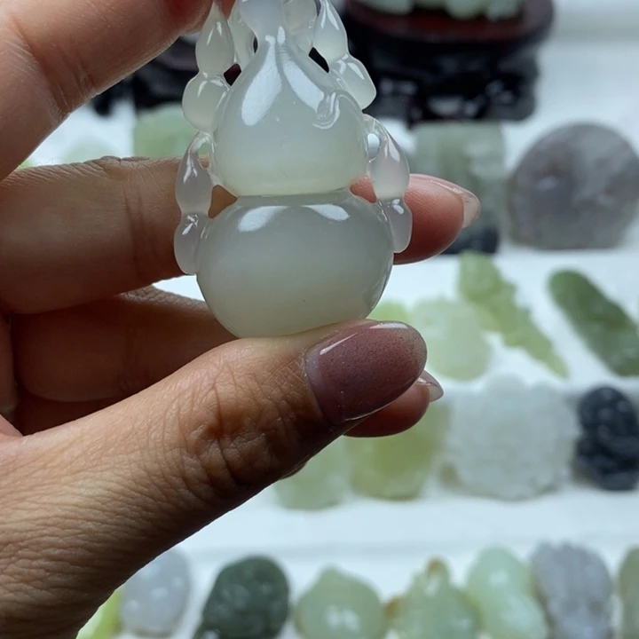 和田玉（糖玉）未镶嵌颈饰73