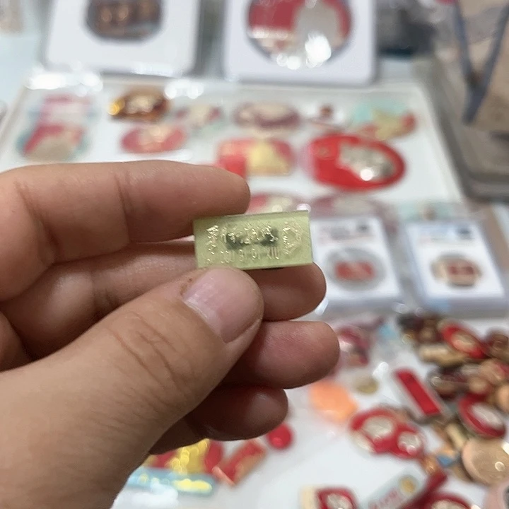 其他普通金属红****>啊啊啊啊啊啊