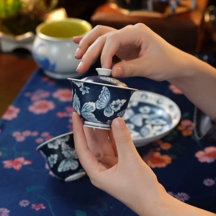 【星星专属】青花墨色蝶恋花有内绘元宝盖碗手绘缠枝手工025