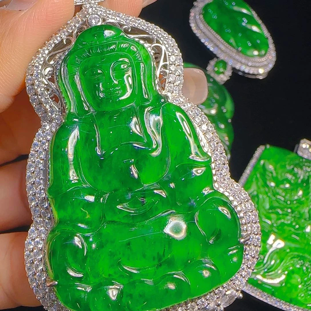 翡翠吊坠(赠链)银S925镶嵌