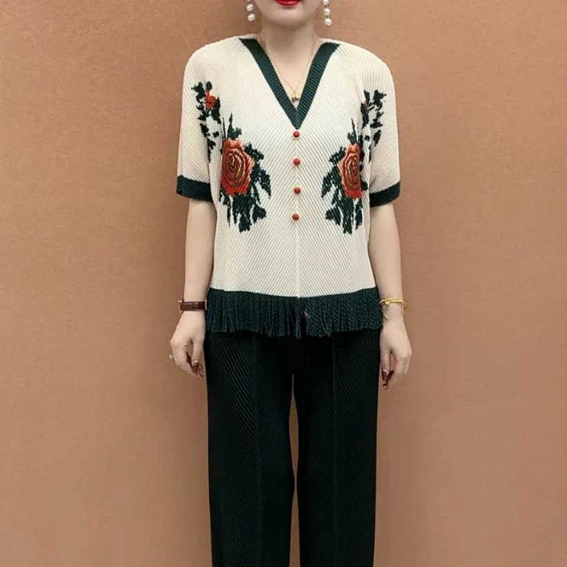 宽松型褶皱V领INS风短袖抗皱T恤洋气夏季减龄套装夏装大码