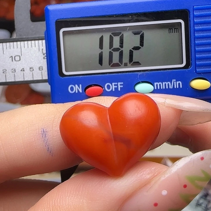 南红玛瑙未镶嵌颈饰