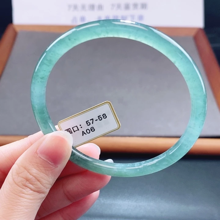 翡翠未镶嵌手镯翡翠手镯30