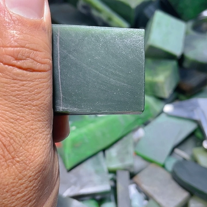 和田玉未镶嵌珠宝奇石