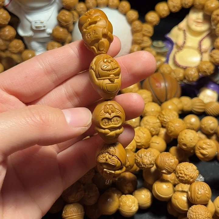 橄榄核手串/手链铁核哆啦A梦