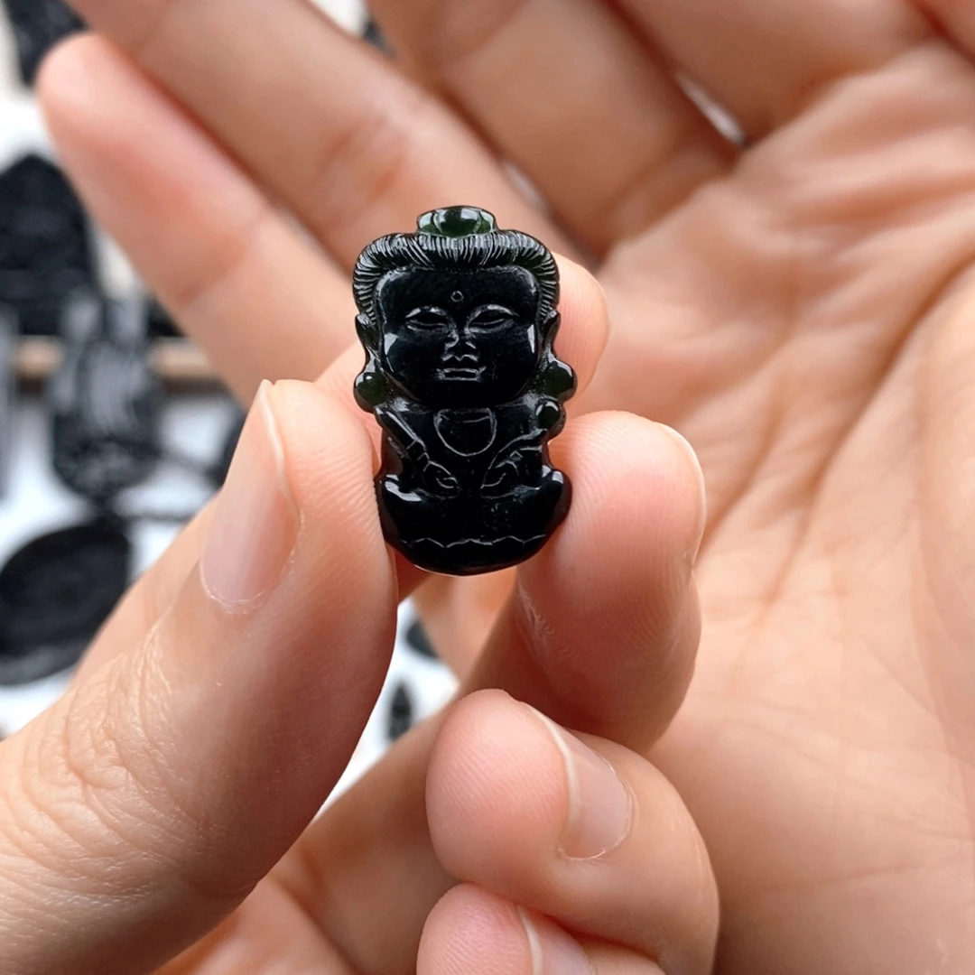 颈饰未镶嵌翡翠宝宝佛