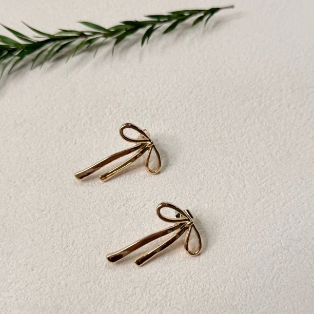 铜合金耳饰 小众蝴蝶结耳钉bp2150