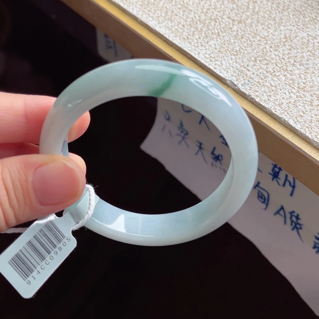 翡翠未镶嵌手镯手镯