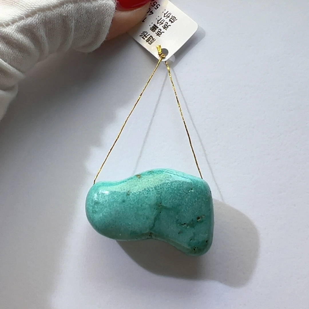 绿松石未镶嵌挂件