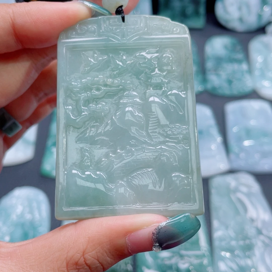 翡翠未镶嵌颈饰仿古山水