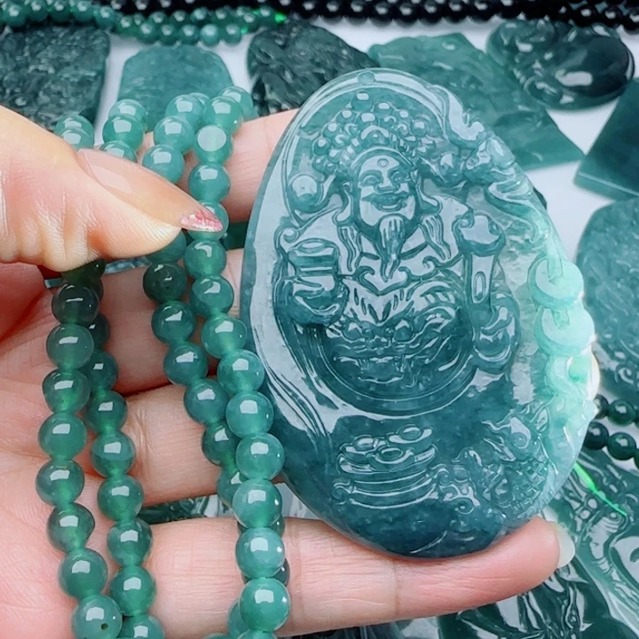 翡翠未镶嵌颈饰多样性发货天然A货翡翠