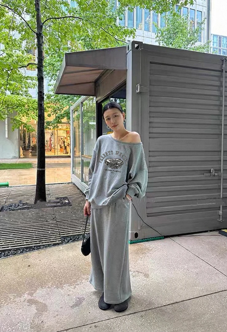 温柔瑶-键盘家秋款福利#松弛感百搭斜肩卫衣套装kc#8812（裙长92）