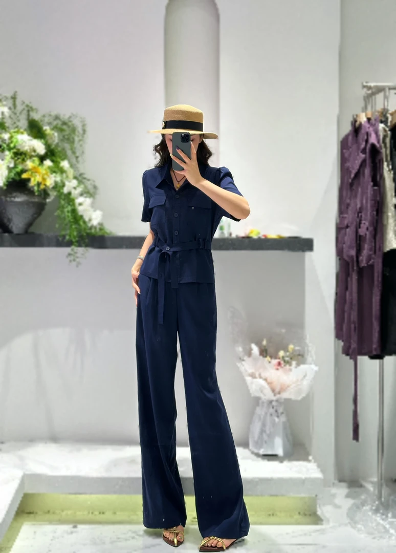 【格子家服饰】衬衫夏季新款欧货时尚垫肩收腰短袖长裤套装5655a