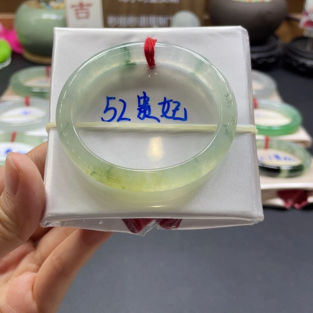 翡翠未镶嵌手镯35 号