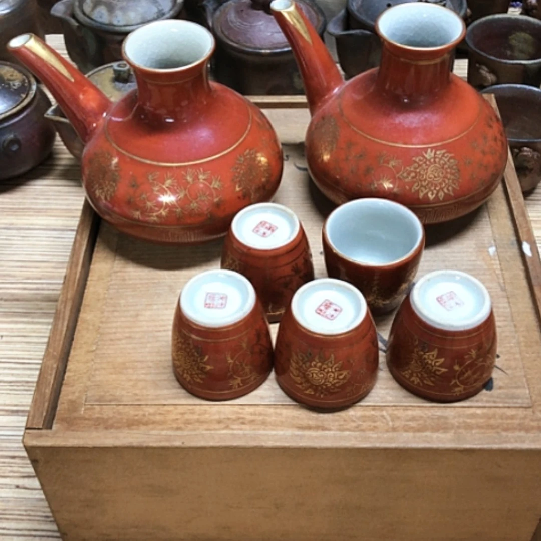 【闪购商品】碗有两个杯子有沁色