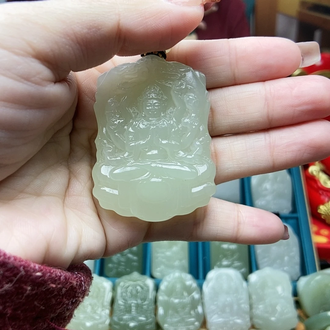 和田玉颈饰未镶嵌咨*君