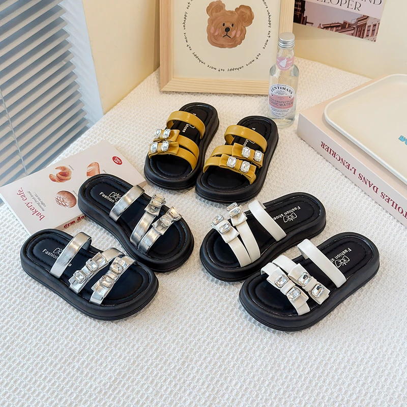 2025年夏季一字拖露趾水钻厚底防滑拖鞋法式外穿休闲小香风公主鞋