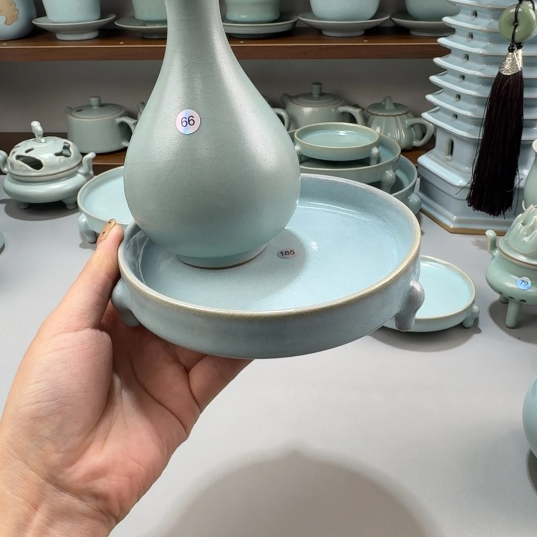 云***出摆件瓷微瑕小号玉壶春瓶66+185三足洗中号