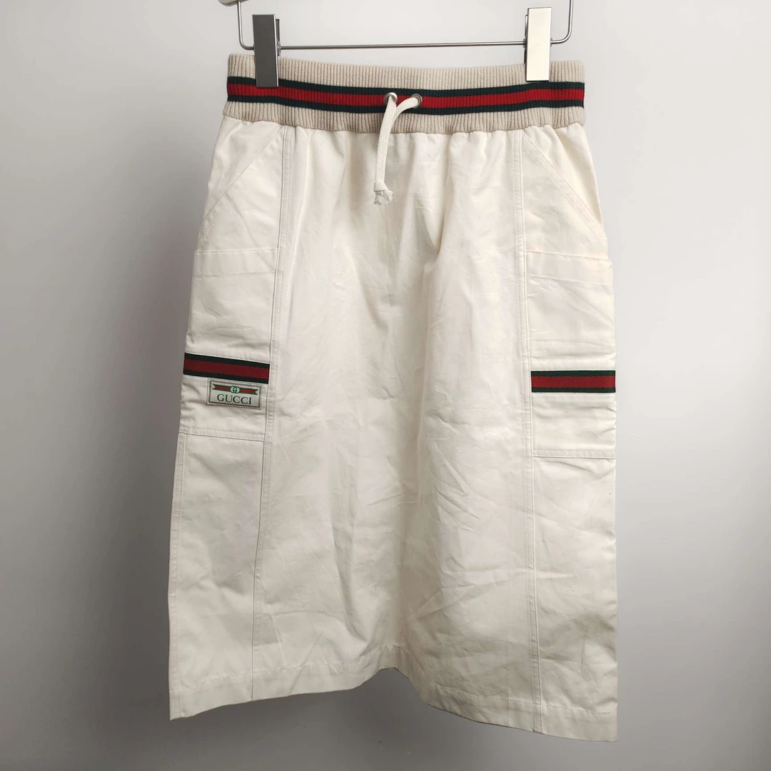99新 GUCCI/古驰 Gucci/古驰/白色休闲半裙 XXS码 99新 GM002652