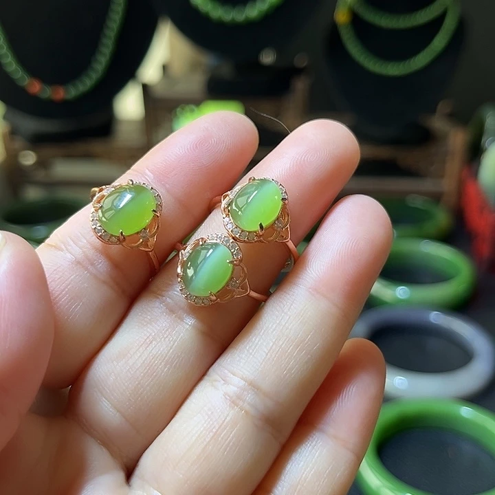 未镶嵌戒指和田玉（糖玉）