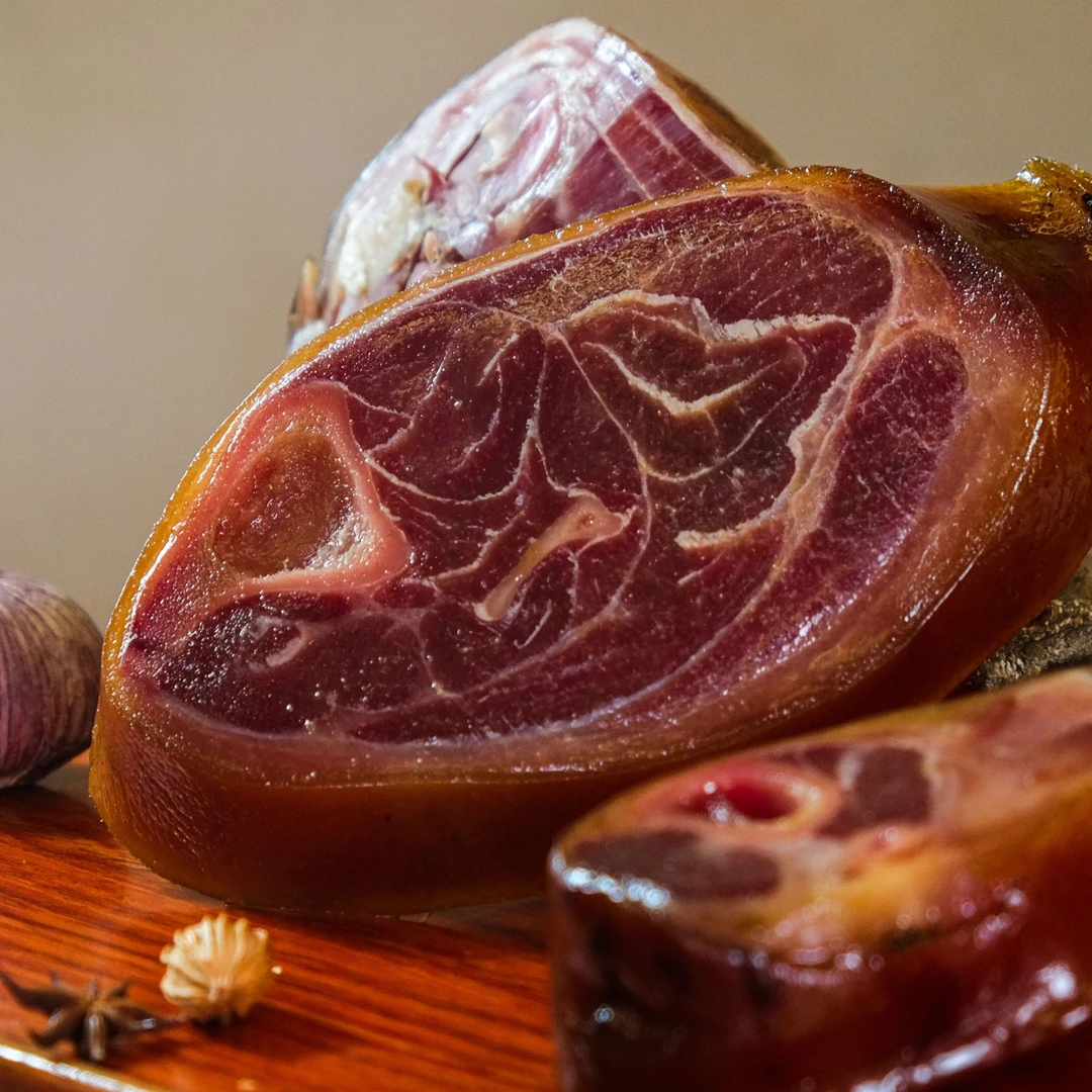 【猪脚墩子肉】云南宣威火腿自然风干2~3年 烧好洗好切好