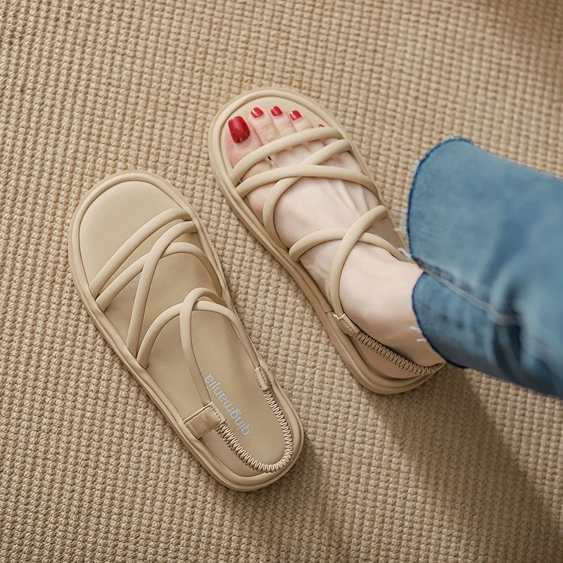 法式绝美软底凉鞋女2025新款夏季外穿仙女百搭休闲细带罗马沙滩鞋