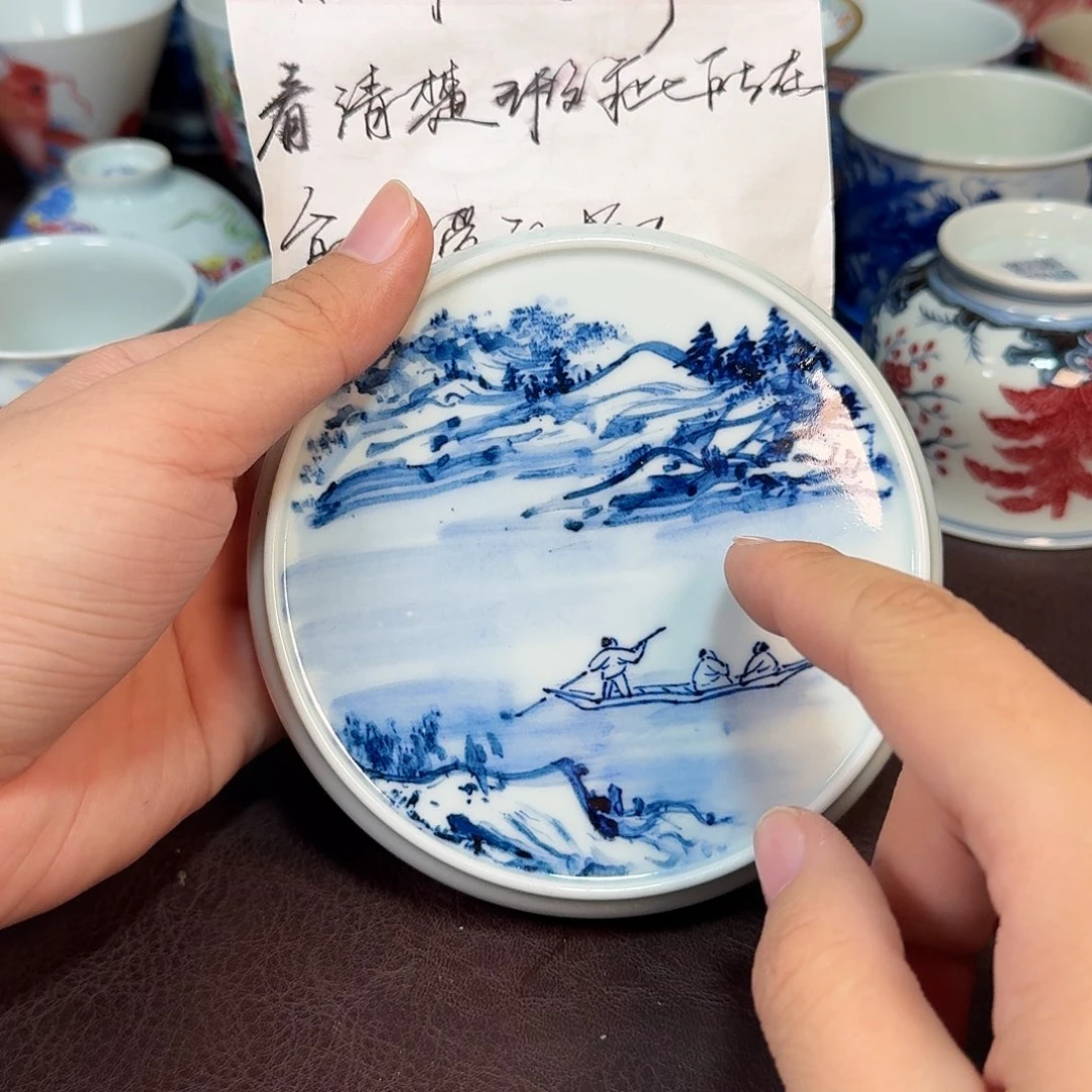 现代景德镇陶瓷杯